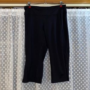 Black capris flare leggings